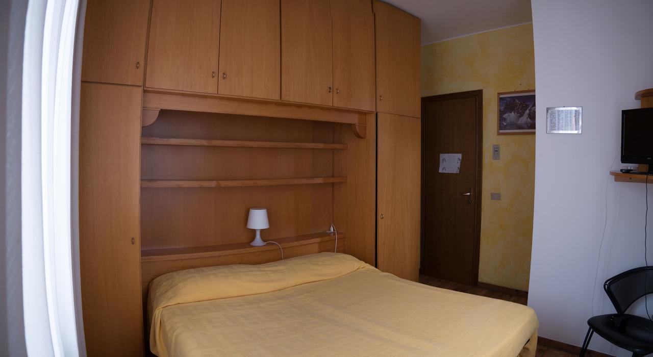 קסטיונה דלה פרסולאנה B&B Edelweiss מראה חיצוני תמונה