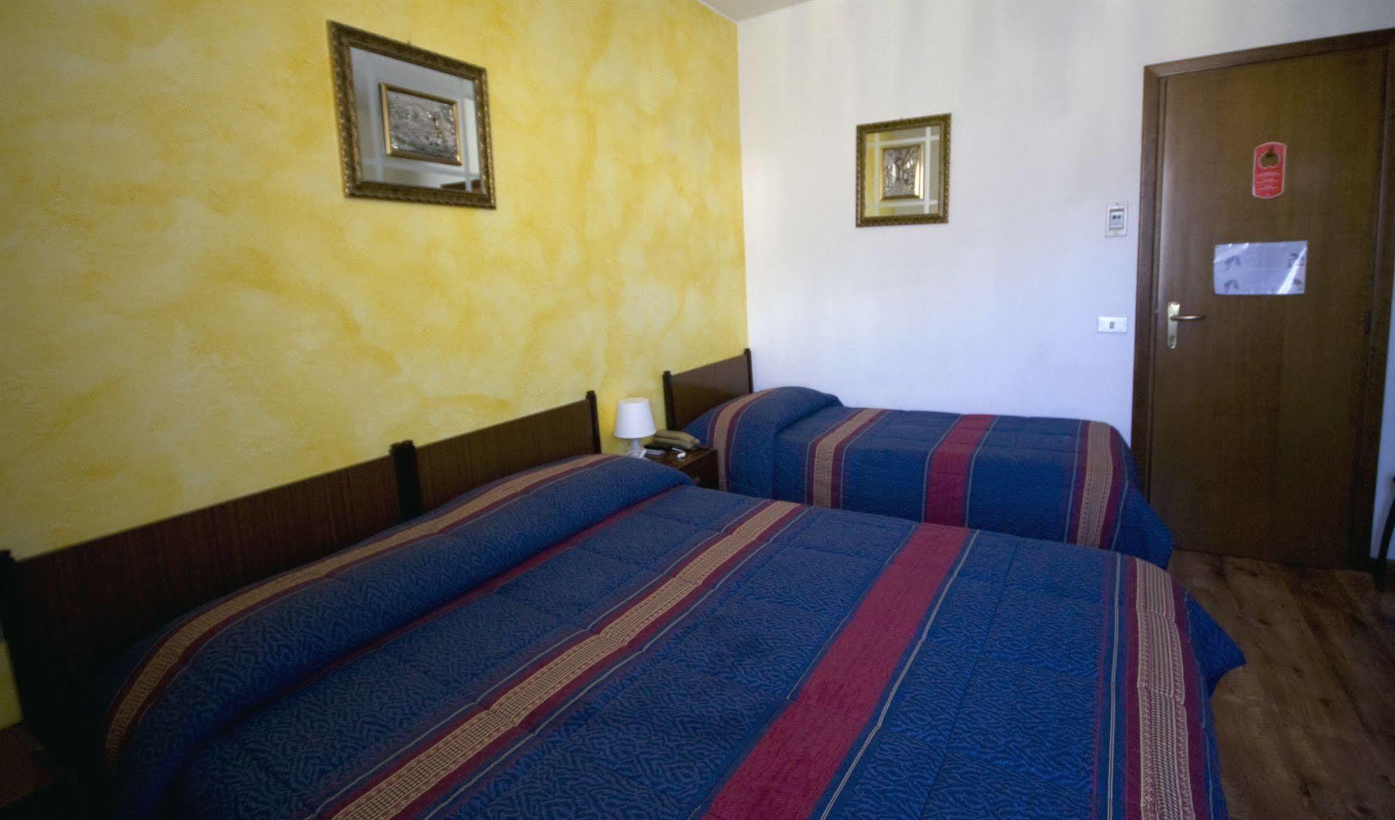 קסטיונה דלה פרסולאנה B&B Edelweiss מראה חיצוני תמונה