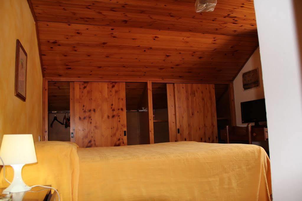 קסטיונה דלה פרסולאנה B&B Edelweiss מראה חיצוני תמונה